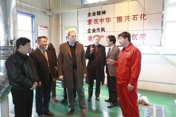http://news.xianyangzhiyuan.cn/__local/E/CF/89/57B5AE476DCB111977BED71C8C9_5D9CF442_157A9.jpg
