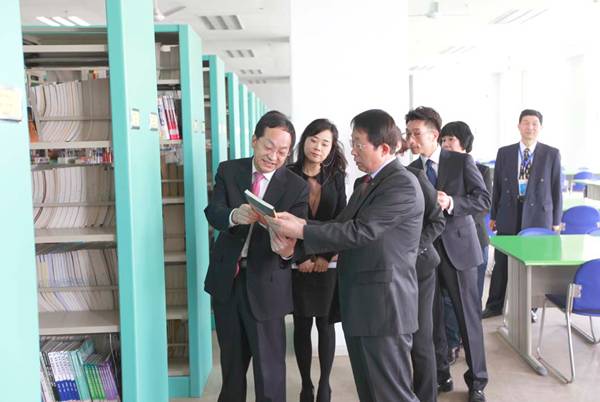 http://www.xianyangzhiyuan.cn/__local/0/2F/71/998002862840616E7EC8F636578_F2200F40_166D1.jpg